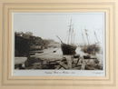 Photo de Francis Frith (1822-1898) " Newquay, Boats in Harbour -1894" - tirage argentique certifié de l'originale  de la Francis Frith Collection - 1985
